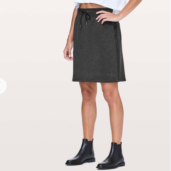 Lululemon Start Anew skirt - Picture 2 of 8